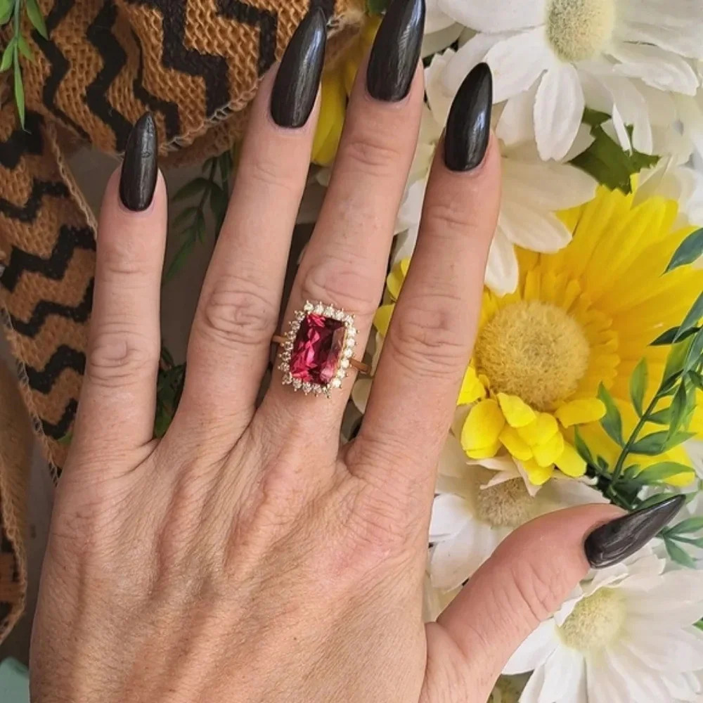 Padparadscha Sapphire & Genuine Moissanite Sunburst Ring. - Picture 5 of 9